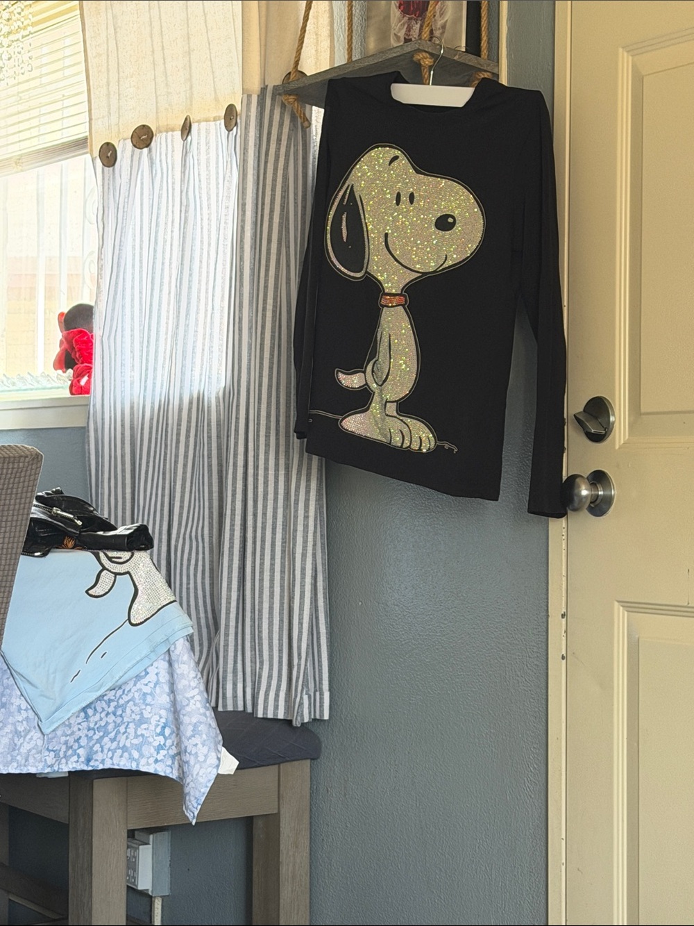 Black Snoopy Graphic Long Sleeve Top with Sparkle